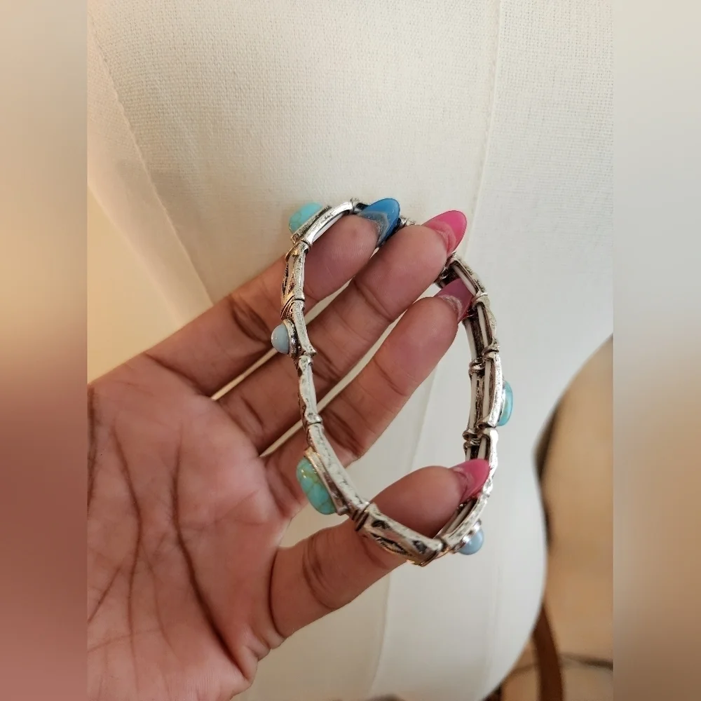 Southwester Stretch Silver Bracelet with Turquoise Highlights